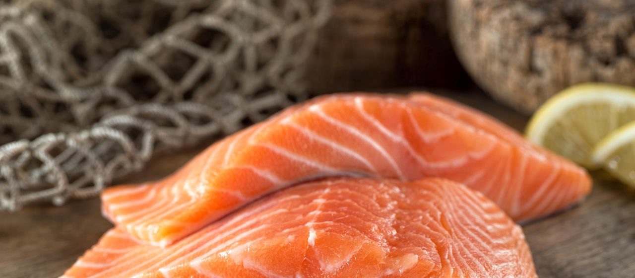 Łosoś z ziemniakami