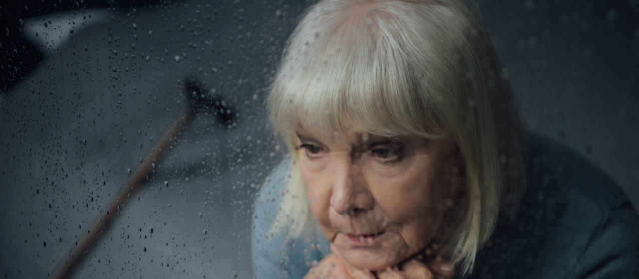 Depresja bardzo często towarzyszy chorobie Alzheimera.