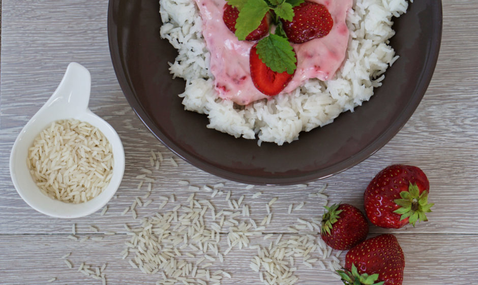 Ryż jaśminowy z owocami sezonowymi