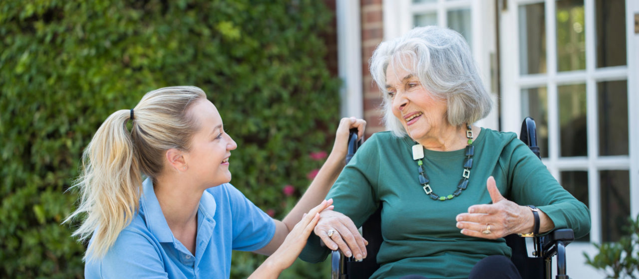 Wybór domu opieki dla chorego na Alzheimera jest trudnym zadaniem.