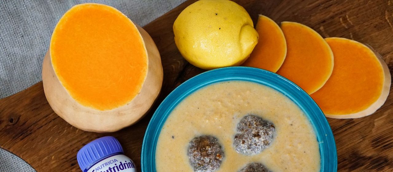 zupa dyniowa z klopsami